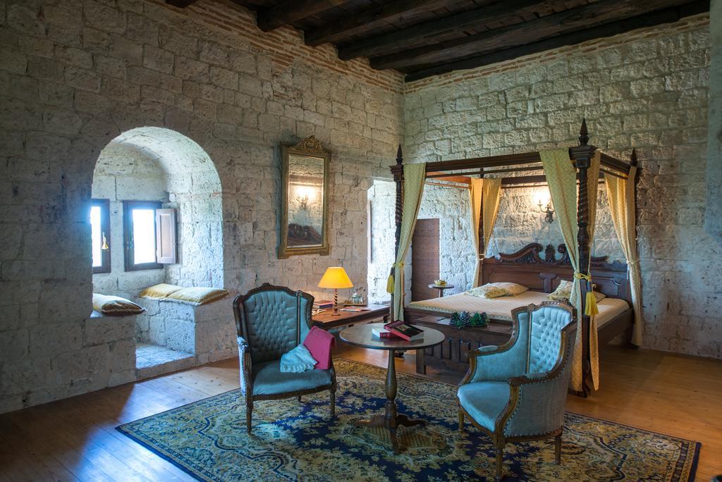 Вілла Chateau De Goudourville Екстер'єр фото